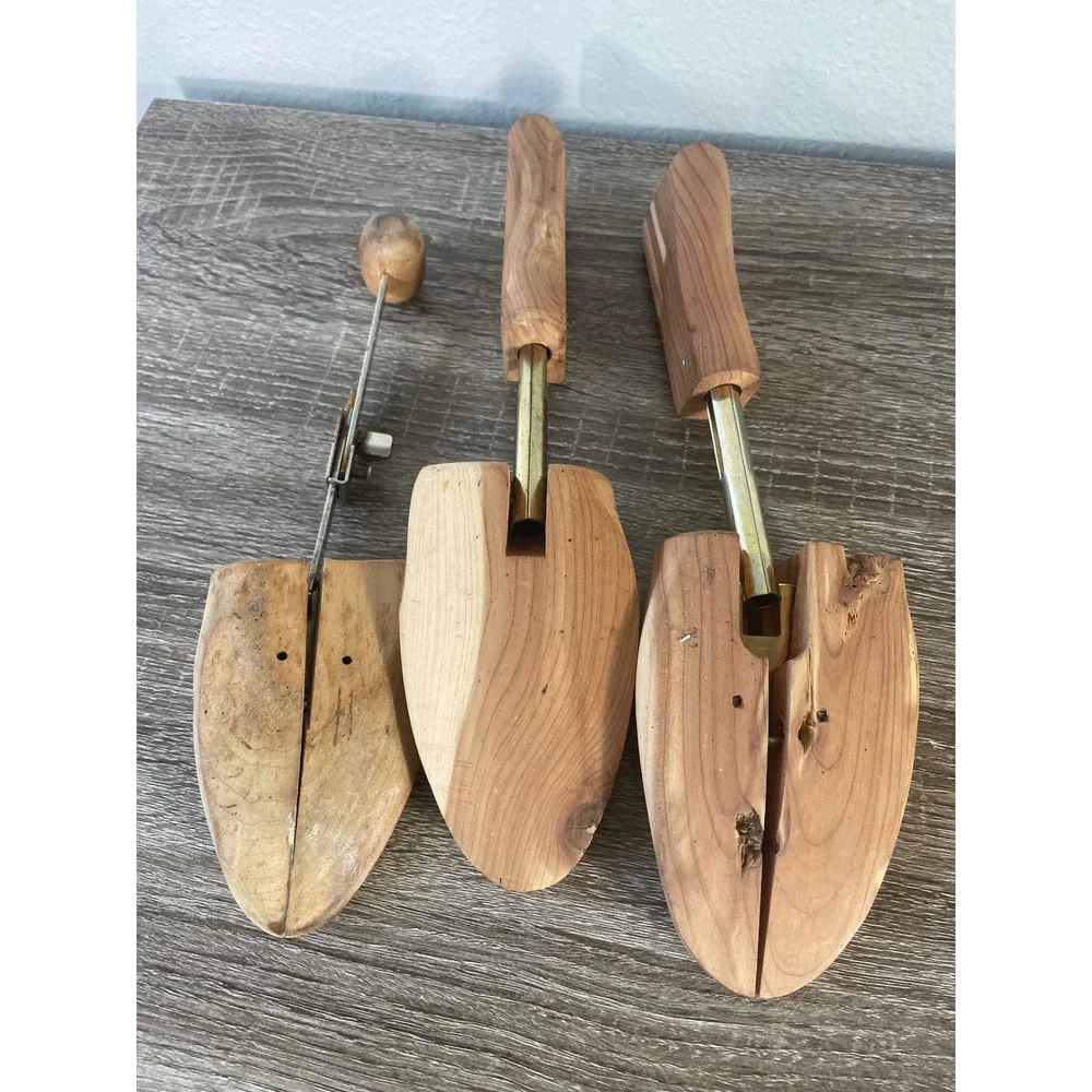 Vintage Wooden Shoe Trees Pair Adjustable Split Toe Shoe Stretchers Forms